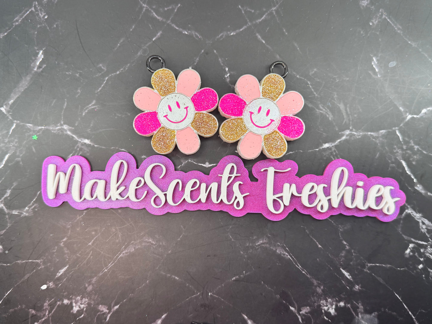 Vent Clip Smiley Flowers